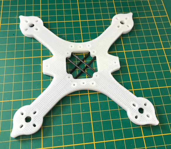 Motoren wahlweise von oben oder unten montieren