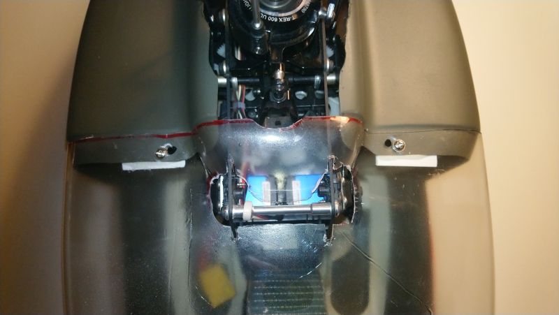 186 ... Schrauben zur Befestigung der Haube entschieden (186)