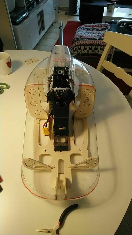 29 Hilslinien für den hinteren - oberen - Spant zeichnen - dieser passt beim 600ESP-Chassis nicht an die vorgesehene Stelle (29)