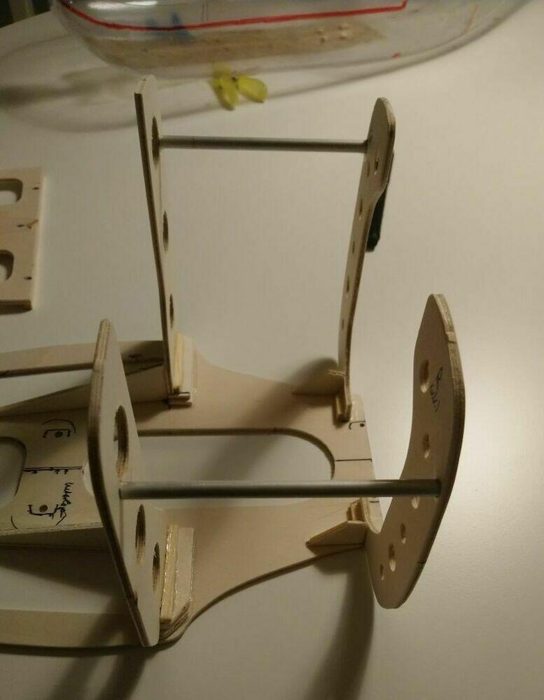 41 hier ebenfalls Alurohr zur Verstärkung - hilft beim Einsetzen (41)