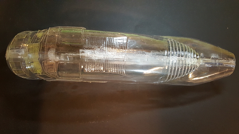 04 Rumpfhälften mit 10mm Streifen zusammengekebt