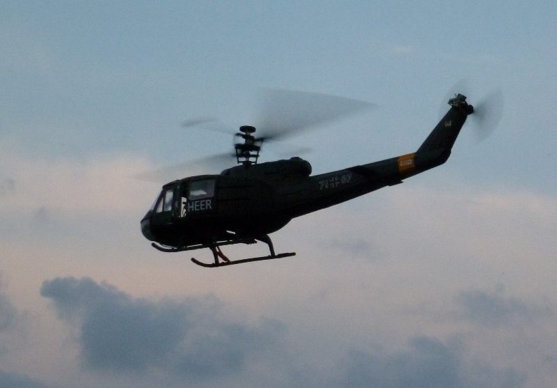 UH-1.2 (800x557)