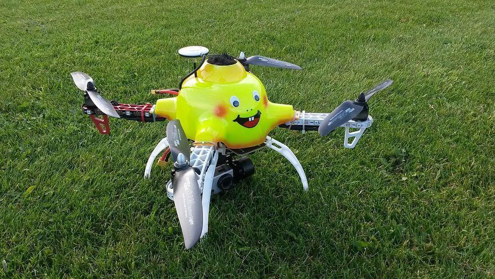 DJI Flamewheel F450 mit Originalpropellern 3