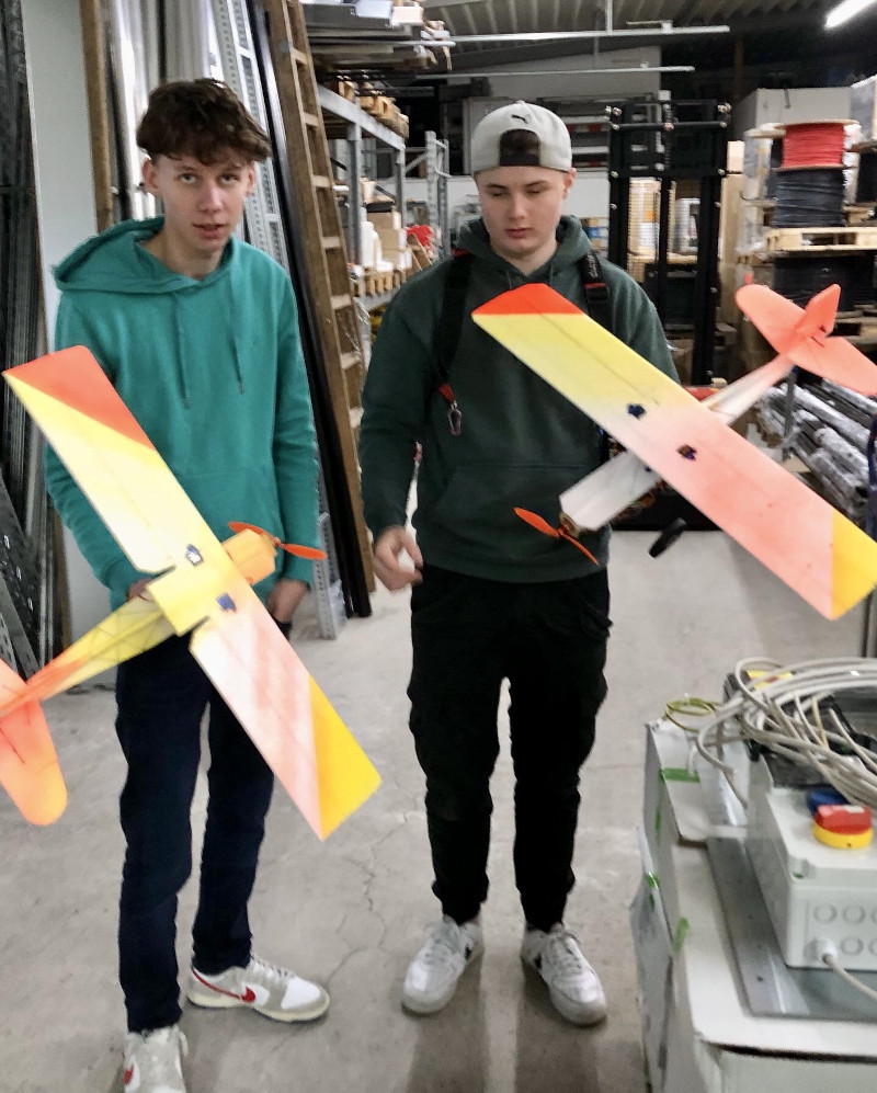 56E4FF7F-874F-4A57-97E8-2BA0E4C84134