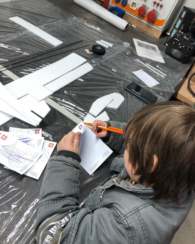 96965F35-9014-4BED-8C28-9BD463006E0F