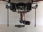 Brushless-Gimbal mit Board und 2-stufiger, harter und weicher  Gummilagerung.